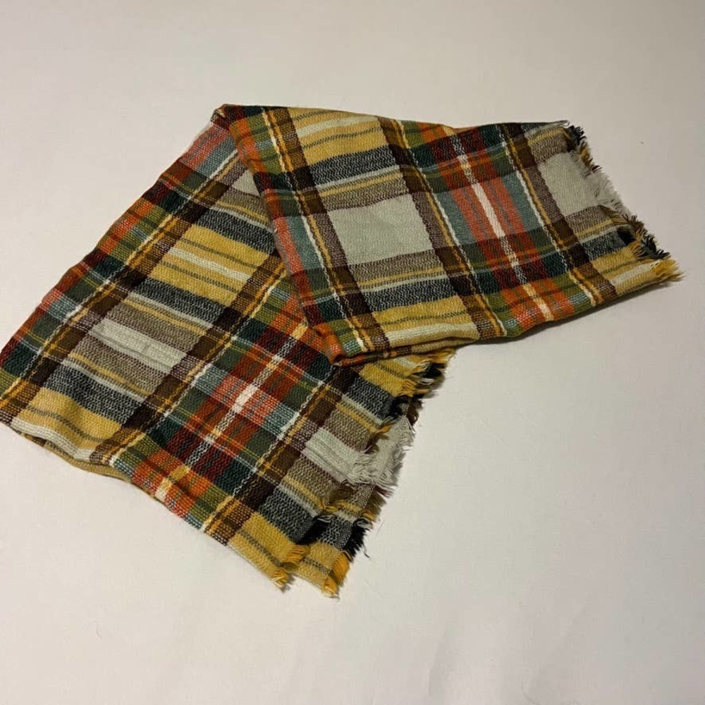 𝅺LOOK by M Sammie Stitch Fix Plaid Infinity Scarf Wool Blend Multicolor Women's